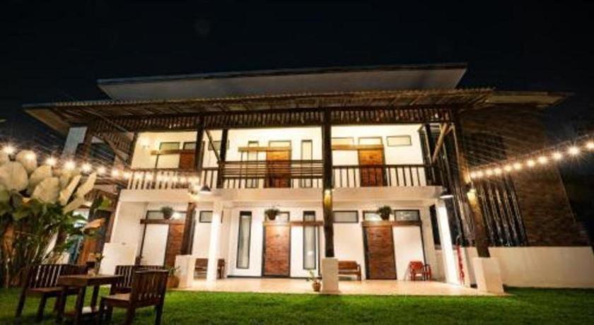 Croissant Hotel And Cafe Chiang Rai Exterior foto